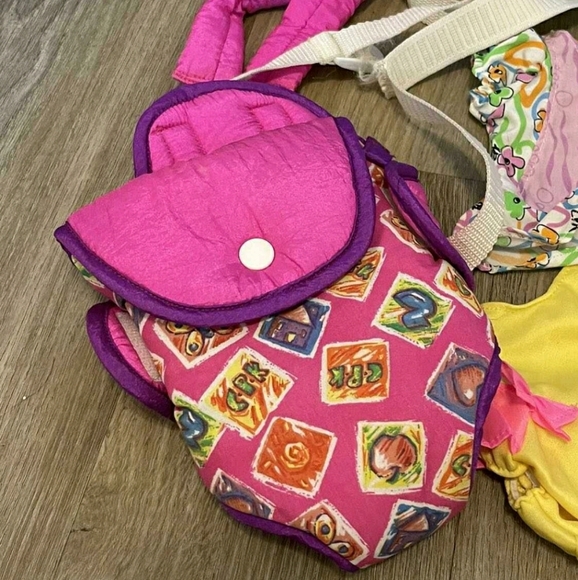 HTF!! Vintage Cabbage Patch Kids lot of doll clothing & wearable doll carrier - Picture 5 of 7